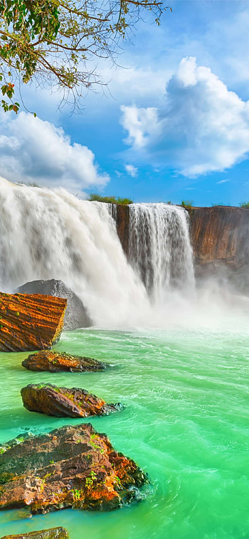 Best Vietnam , , Vibrant colors, Stunning landscapes HD phone wallpaper