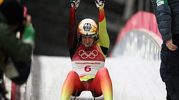 Natalie Geisenberger, Sledding HD wallpaper