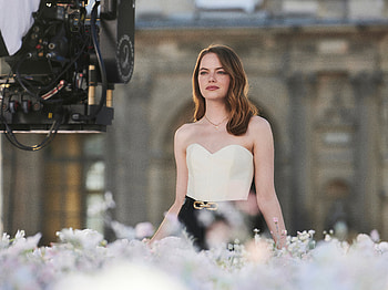 2019 Emma Stone Louis Vuitton , emma-stone, celebrities, girls, hoot HD wallpaper