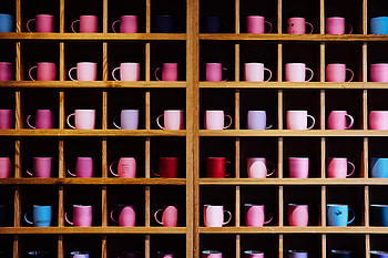 Cups, Tablewares, Miscellanea, Miscellaneous, Wooden, Wood, Multicolored, Motley, Shelves HD wallpaper