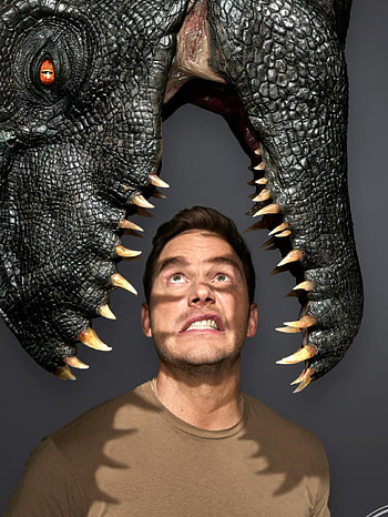 Chris Pratt, Jurassic World, Amber Boy's Pin, Jurassic Park memorabilia HD phone wallpaper