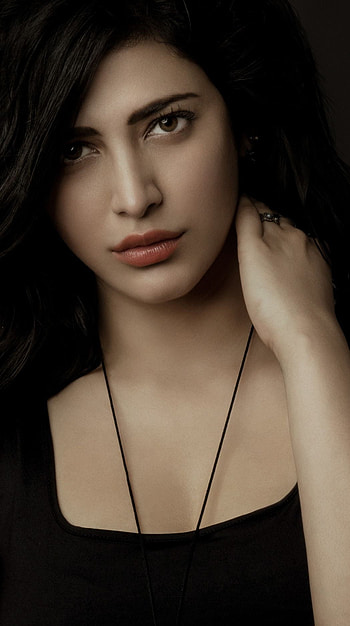 Shruti hassan, multilingual actress HD phone wallpaper