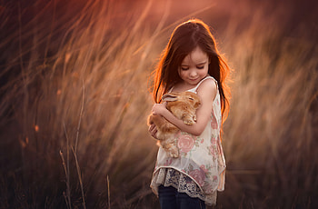Little Girl With Rabbit In Hands , little-girl, children, cute, rabbit HD wallpaper