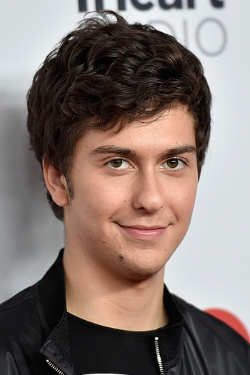 Nat Wolff, Profile , The movie database, TMDB HD phone wallpaper