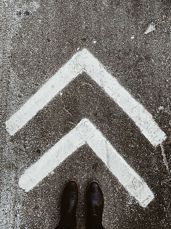 Miscellanea, Miscellaneous, Markup, Legs, Asphalt, Footwear, Arrows HD phone wallpaper