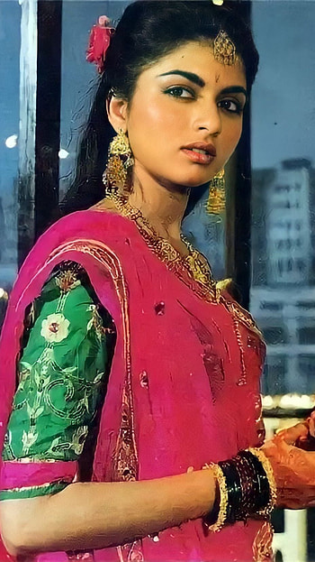 Bhagyashree, bollywood actress, vintage HD phone wallpaper
