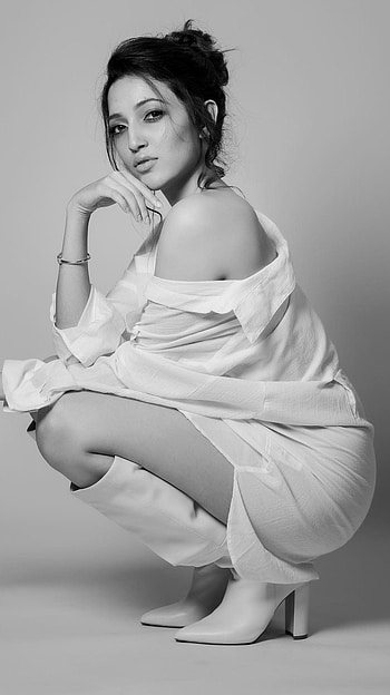Neha Shetty, kannada actress HD phone wallpaper
