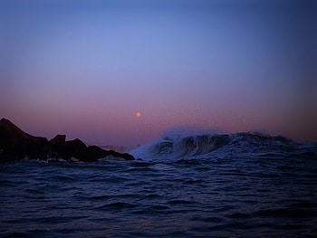Sea waves, tide, sunset HD wallpaper