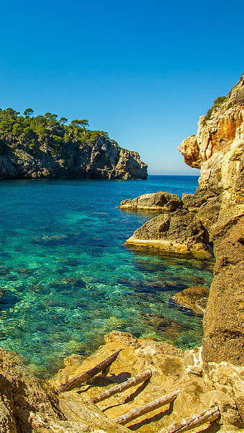 Cala Deia beach, Tropic empty beach, Palma Mallorca, Balearic Islands HD phone wallpaper