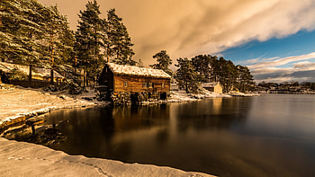 Romsdal, Norway, Alesund Kommune, cabin, snow, coast, clouds, trees, sky HD wallpaper