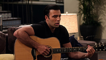 Jencarlos Canela as Victor, Expanding Universe of Ashley Garcia, Taylor guitar, S01E09 HD wallpaper