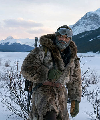 Jeffrey Wright, Hold the Dark, Character analysis, Film wardrobe HD phone wallpaper