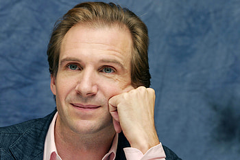 Ralph Fiennes, Actor HD wallpaper