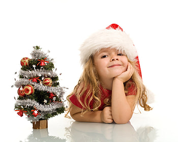 Christmas girl, holiday, christmas, girl, people, hat, santa, tree HD wallpaper