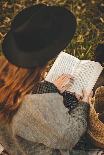 Miscellanea, Miscellaneous, Girl, Book, Hat, Reading HD phone wallpaper