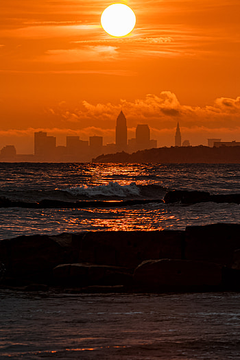 Sunset, Sea, Waves, City, Horizon, Dark HD phone wallpaper