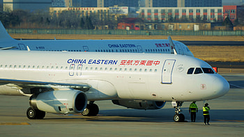 China Eastern Airlines, Chinese plane crash, Freak event, Lloyd Burr HD wallpaper