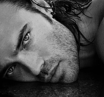 Giulio Berruti, white, black, man, bw, face, actor HD wallpaper