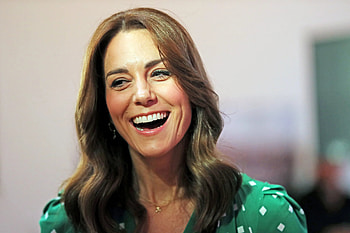 Prince William, Kate Middleton, Celebs, Work from home setup HD wallpaper