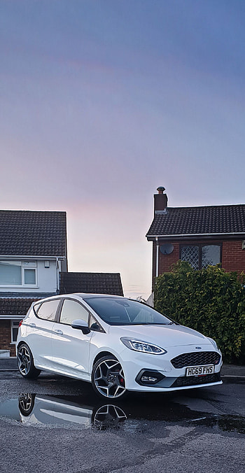 MK8 Fiesta ST Background, Smart Device , Ford Fiesta HD phone wallpaper