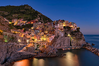 Italy Coast Sea Houses Manarola Crag Cliff Rocks, italy, rocks, mountains, nature HD wallpaper
