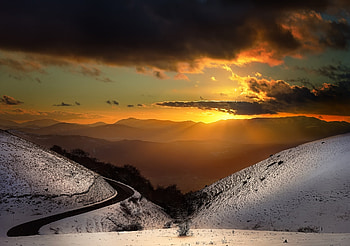 Snowy Mountainside Landscape at Sunset, Snow, Nature, Landscapes, Mountains, Sunsets, Sky HD wallpaper