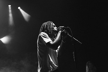 Daniel Caesar, inspiration, Artistic backgrounds, Creative display HD wallpaper
