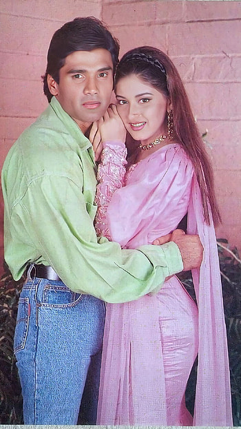 Bollywood, sunil, sonali bendre HD phone wallpaper