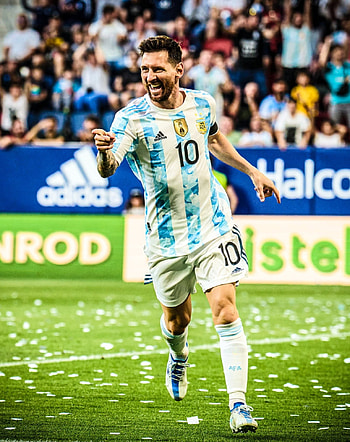 Messi Argentina, ball, soccer HD phone wallpaper
