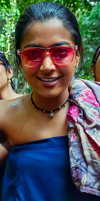 Rashmika Mandanna, glasses, pushpa HD phone wallpaper