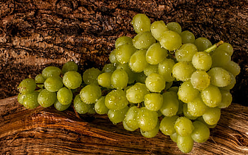 White grapes, Bunch of fruits, Wooden background, High-quality HD wallpaper
