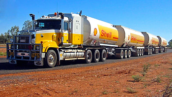 Road Train, big rig, semi, truck HD wallpaper