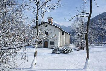 Little Church in Winter, white, religious, snow, trees, church, mountains, religion, ice HD wallpaper