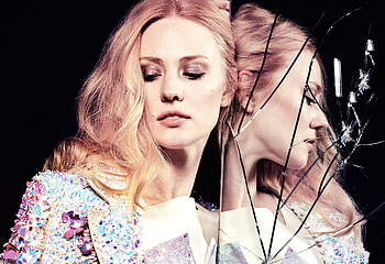 Deborah Ann Woll, Celebrity, Actress, Mirror, Redhead, Reflection HD wallpaper