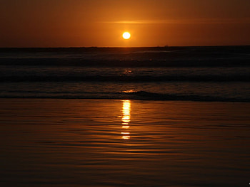 Sunset At Beach, sun, beaches, sunset, red HD wallpaper