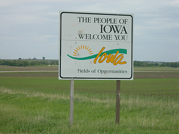 Iowa tourism, Exploration of state, Family week, Iowa torch HD wallpaper