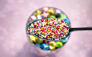 Miscellanea, Miscellaneous, Table, Plate, Sweets, Spoon, Dragee HD wallpaper
