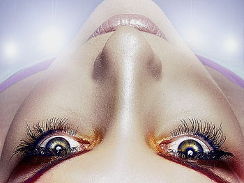 LOOKING AT YOU .., looking, pretty, eyes, face, waiting, beautiful, watching, woman HD wallpaper