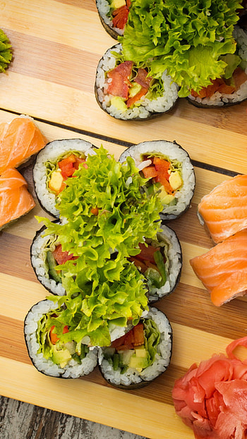 Japanese food , and Sony Xperia compatible, High-quality , Tempting sushi HD phone wallpaper