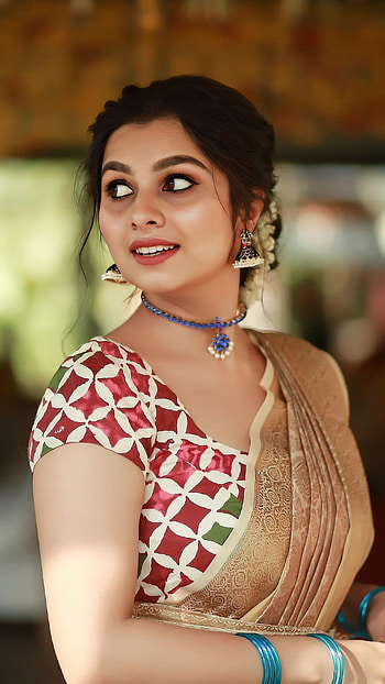 Niranjana Anoop, malayalam actress HD phone wallpaper