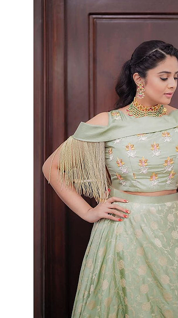 Sreemukhi, telugu actress, model HD phone wallpaper