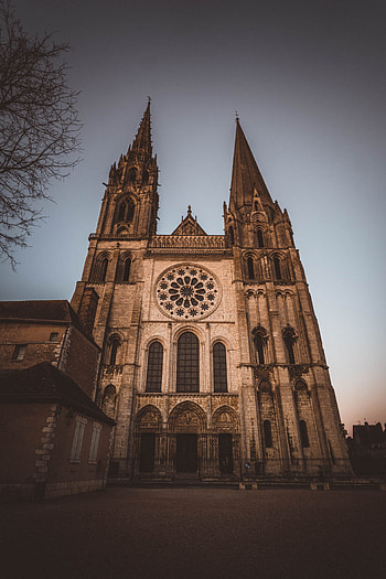 Best things to do, Chartres, Solosophie guide HD phone wallpaper