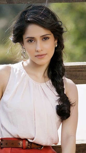 Nushrat Bharucha, Nushrat Bharucha Beautiful HD phone wallpaper