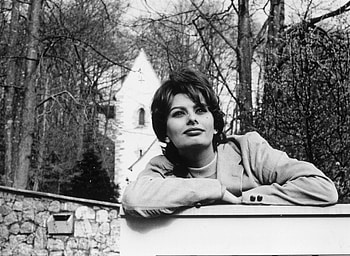 Sophia Loren movies, Stunning , Celebrity gallery, Glamorous shots HD wallpaper