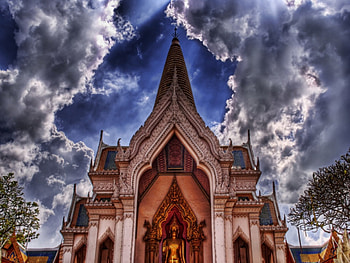 temple piercing the sky r, temple, clouds, pagoda, sky, r, statue HD wallpaper