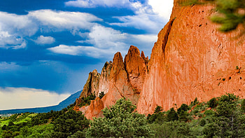 Garden of the gods, Colorado, clouds, trees, sky, rocks, mountains, usa HD wallpaper