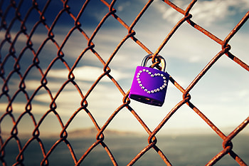 Love, Lock, Grid, Fence, Heart, Rust HD wallpaper