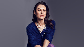 Gorgeous, looking away, hoot, Olga Kurylenko HD wallpaper