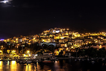Croatia houses, Dubrovnik night, Cities , Mobile backgrounds HD wallpaper