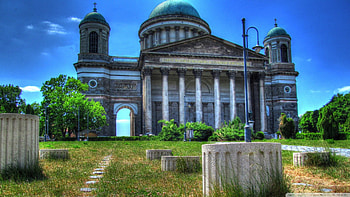 basilica r, trees, r, columns, cathedral HD wallpaper